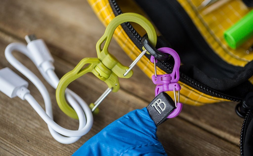 Swivel Double Carabiner